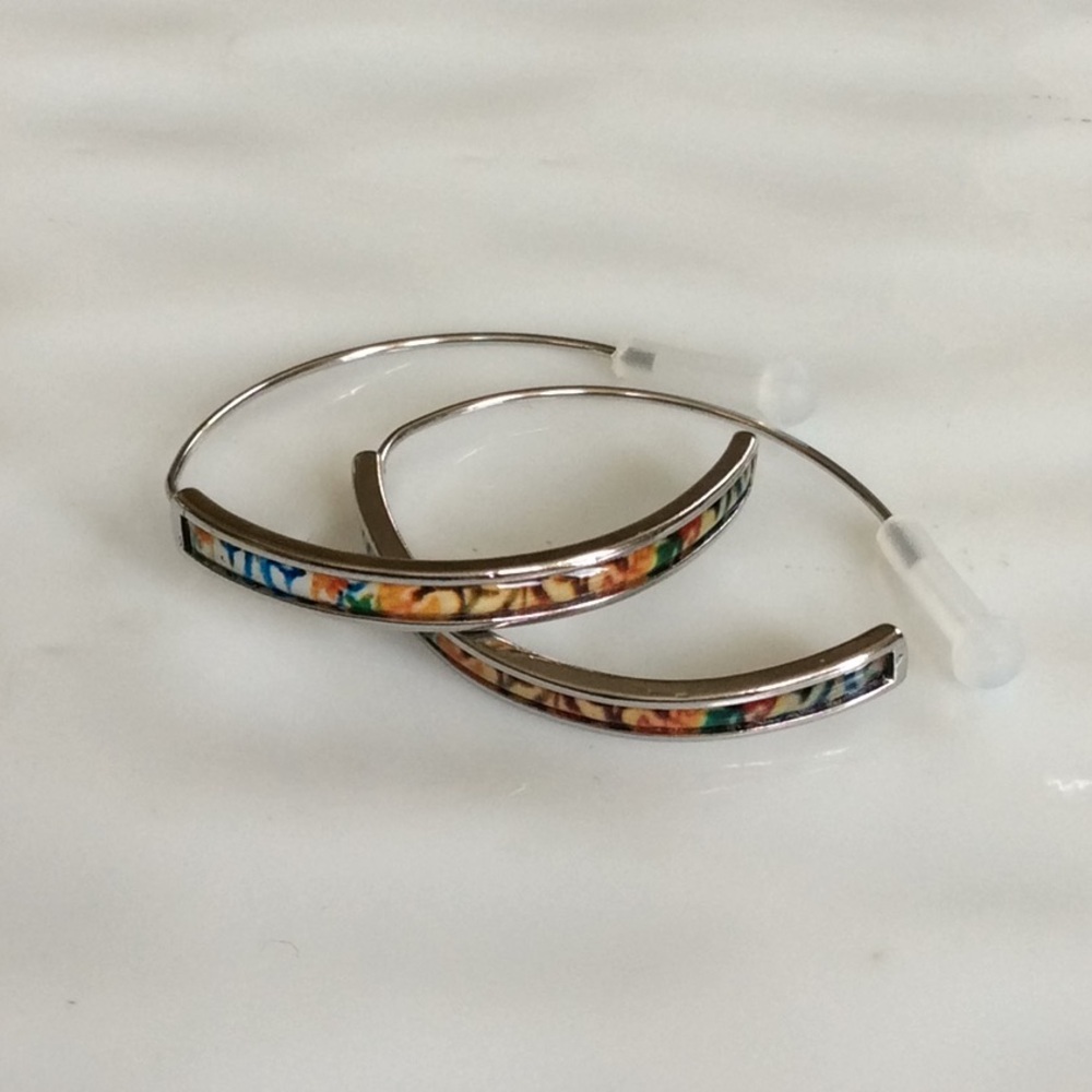 Floral slide Earrings NWOT